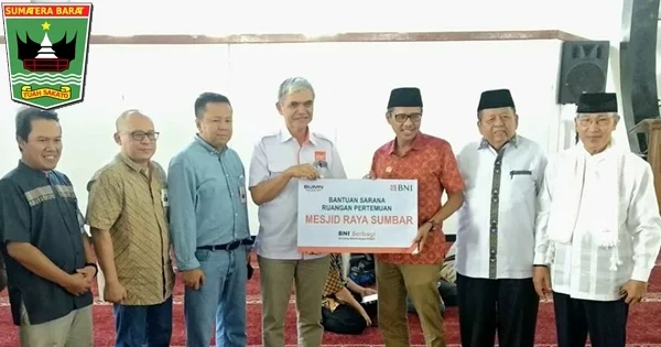 BNI Bantu Masjid Raya Sumbar, Gubernur Irwan Beri Apresiasi