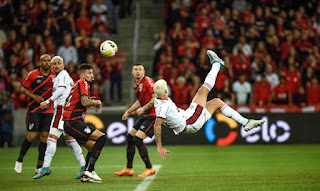 Copa do Brasil: Flamengo bate Athletico-PR com golaço de Pedro