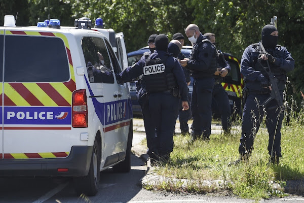 [VIDÉO] La Chapelle-sur-Erdre (44) : “L’aspect psychologique ne ressort pas”, dénonce l’ancien avocat de l’assaillant