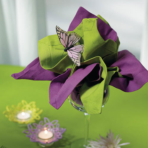 Use as decorations atop wedding favors bouquets and centerpieces at your