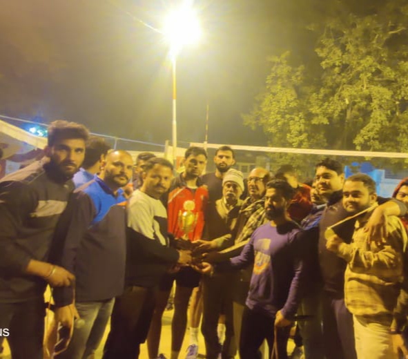 शहीद कॉन्स्टेबल राहुल कुमार की स्मृति में वॉलीबॉल टूर्नामेंट का आयोजन मुजफ्फरनगर की टीम ने फाइनल जीता 