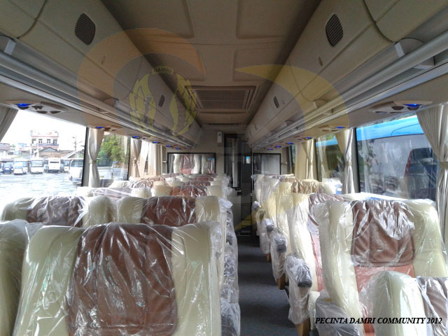 Waw's land: Damri Merilis Bus Mega Eksekutif Royal Class 