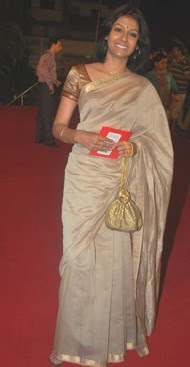 Nandita Das in Plain Zari Saree