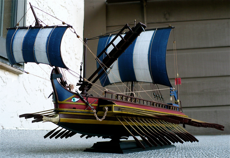 The Great Canadian Model Builders Web Page!: Roman Trireme