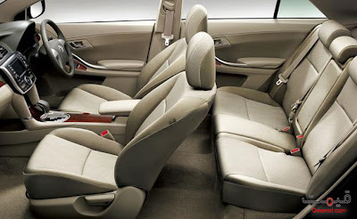 toyota-premio-interior