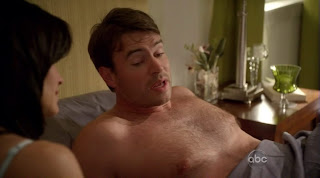 Scott Foley Shirtless on Cougar Town s1e12