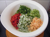 Tupperware Pro Mixing Bowl sweet chilli relish