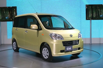 Daihatsu Tanto Exe & Tanto Exe Custom 2010  Reviews 