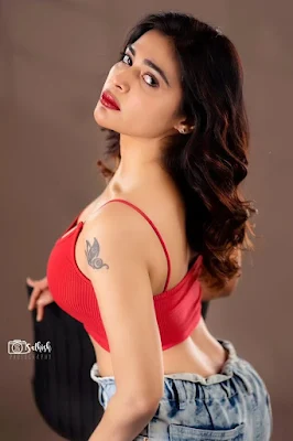 Dharsha Gupta Hot Back