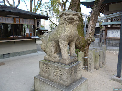 素盞烏尊神社狛犬