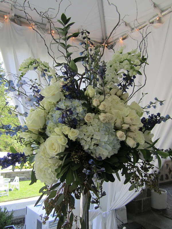 types of flowers a to z Blue White and Silver Wedding Flowers | 600 x 800