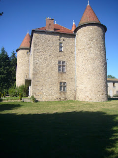  chateau de Montfort Le Vernet la Varenne photobg