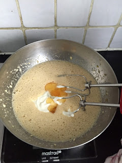 Gâteau moelleux au fromage blanc, nectarines et myrtilles