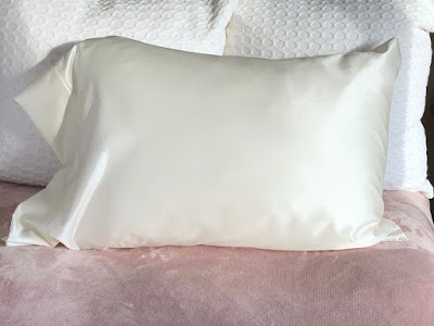 best pillow cases for sensitive skin and rosacea are from Fairface