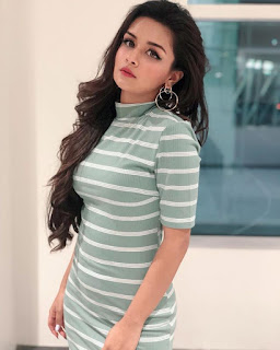 Avneet Kaur Images