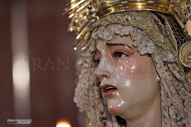 http://franciscogranadopatero35.blogspot.com/2016/02/besamanos-virgen-de-los-dolores-2015_29.html