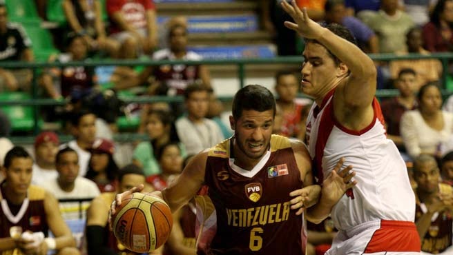 Vinotinto de baloncesto cómodo ante Perú en Suramericano.