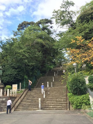 96段の石の階段