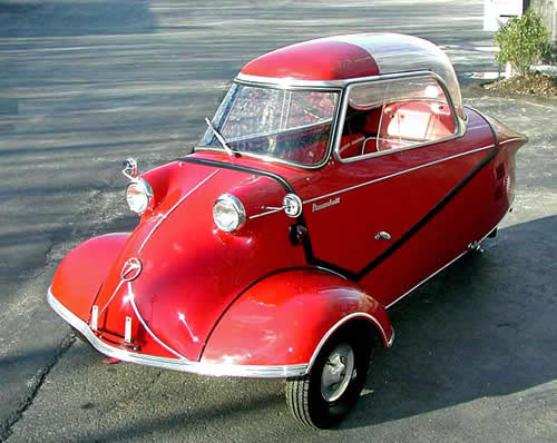 Messerschmitt KR200 atau Kabinenroller Cabin Scooter adalah mobil balon