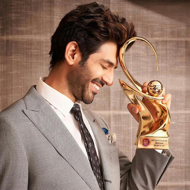 Kartik Aaryan HD Wallpaper