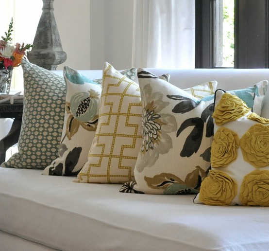 The North End Loft: Decorating with Throw Pillows