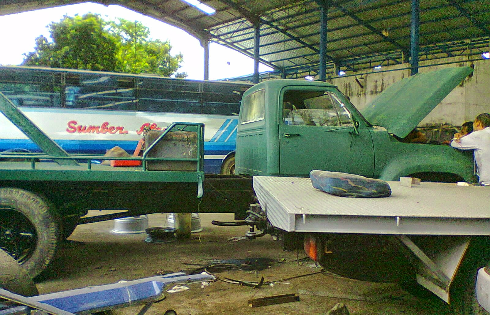 Truck Jadul PO Sumber Alam