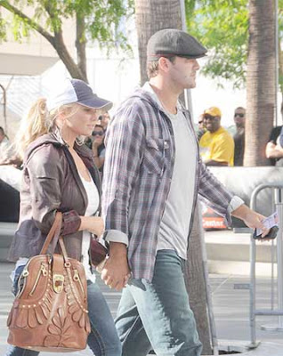 Jessica Simpson and Tony Romo The Lakers Playoff Game Photos