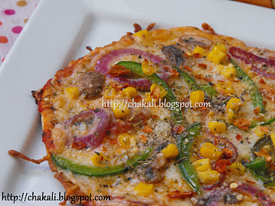 veggie pizza, quick pizza recipe, pita bread pizza