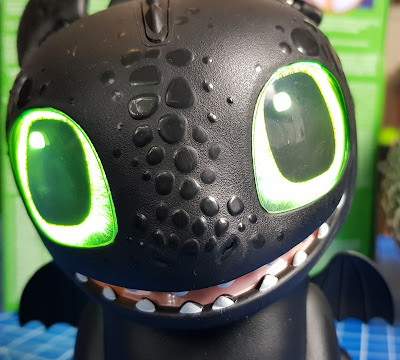 Hatching Toothless - How to Train Your Dragon close up face with big eyes