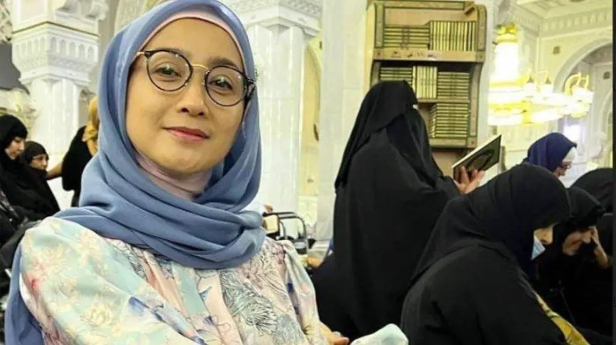 Tanggal Lahir Desy Ratnasari