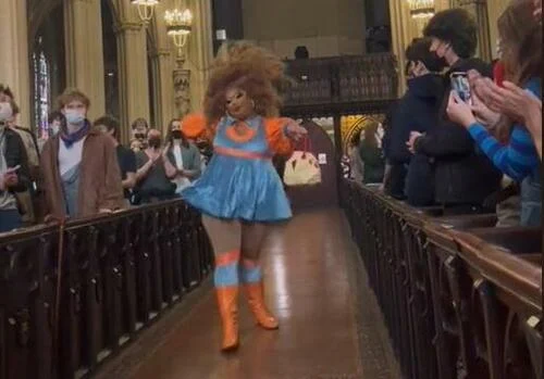 Christian High School In Manhattan Hosted Mandatory Drag Show In Place Of Church Service