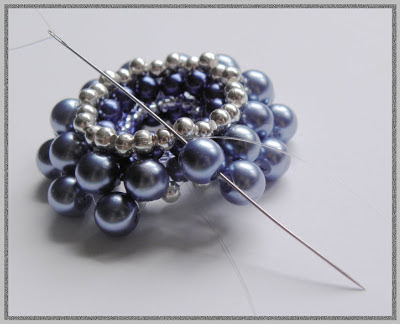 beaded donut pendant free pattern