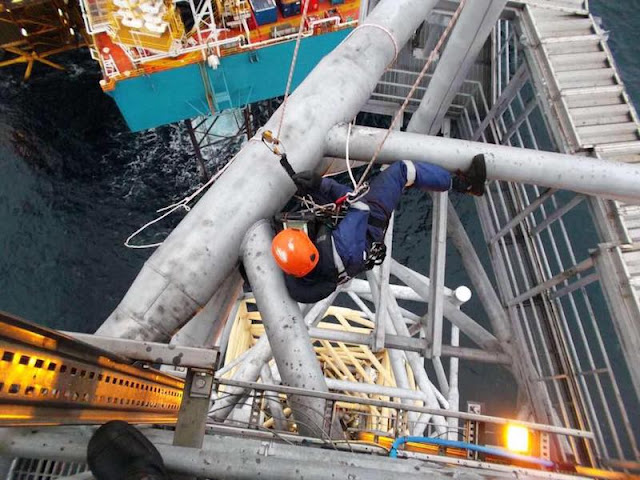 “Berbaloi Ke Kerja Offshore?” Jawapan Engineer Ini Akan Buat Anda Termenung