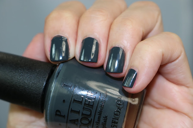 OPI "Liv"in the Gray