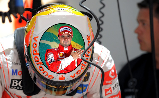 Lewis Hamilton's helmet design