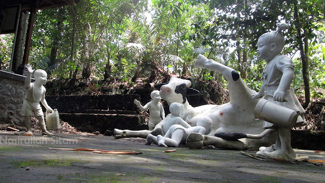 Masih tentang patung-patung lagi