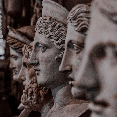 Image of statues of Greek Gods