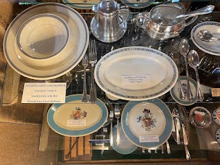 Photo of dishware used by railroads