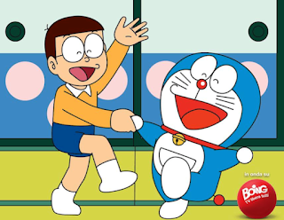 Doraemon dan Nobita asyik bermain