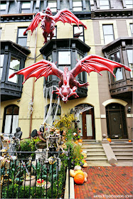 Decoraciones de Juego de Tronos por Halloween en Back Bay, Boston