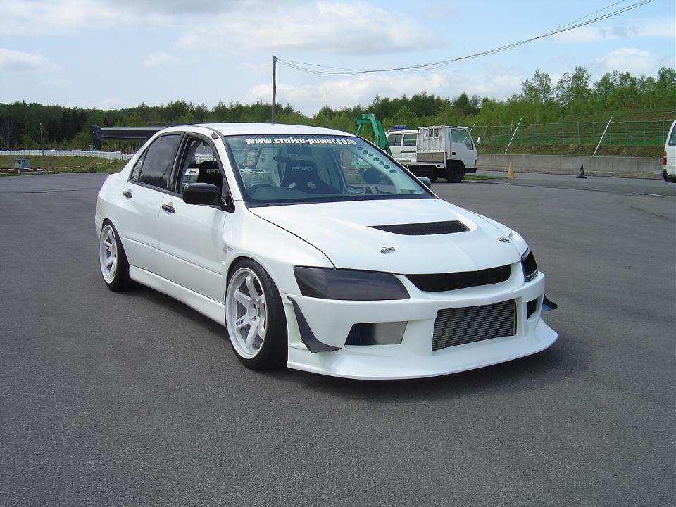 Mitsubishi Lancer Evolution VII Modified by Cruise Power