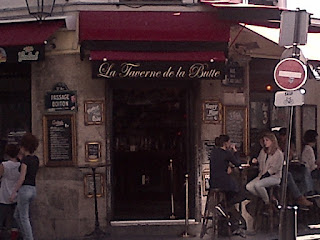  Buttes-aux-Cailles  charmante brasserie sur la place