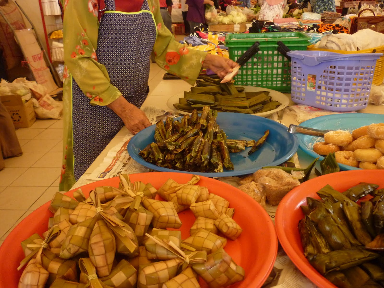 Kuih Lompang Warna Warni - Closing a