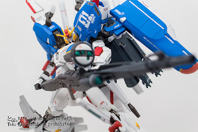 METAL ROBOT SPIRITS Ex-S Gundam Tactics Force α display