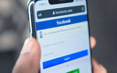 عاجل Facebook فايسبوك اخرجت ازيد من الاف الاشخاص على منصتها
