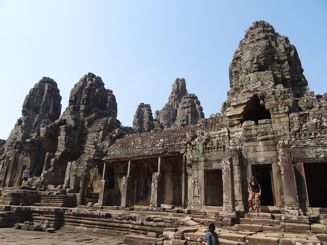 angkor thom bayon siem reap cambodia