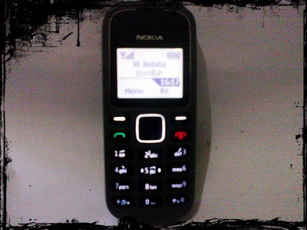 ponsel anti rusak