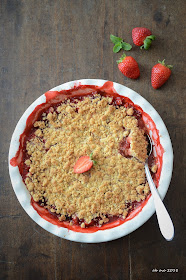 crumble-fragole-e-rabarbaro