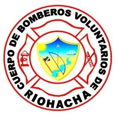 https://www.notasrosas.com/Cuerpo de Bomberos de Riohacha impiden que el fuego consumiera una vivienda, en el 'Barrio Jose Arnoldo Galán'