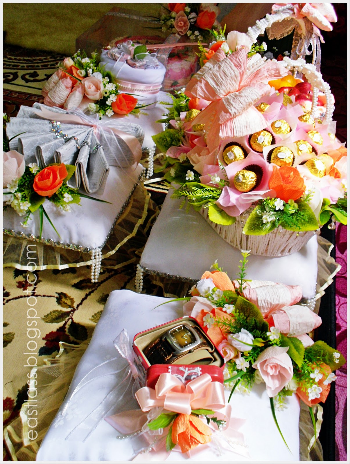 Life is Living: Review: Hantaran kepada pihak lelaki